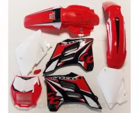 KIT PLASTICO EC 2001-2006 